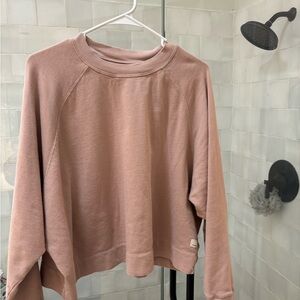 Vuori Women's Sweatshirt in Pink